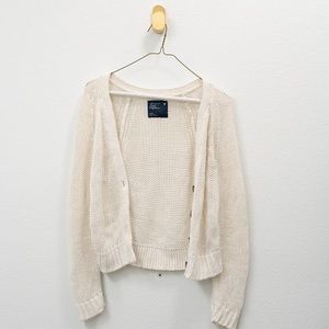 White American Eagle sweater
